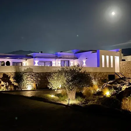 Mykonos Villa, Luxe Escape With Private Pool Villa
