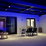 Mykonos Villa, Luxe Escape With Private Pool *