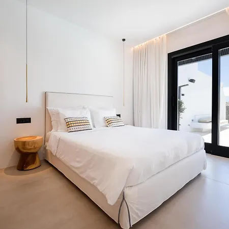 Mykonos Villa, Luxe Escape With Private Pool فيلة