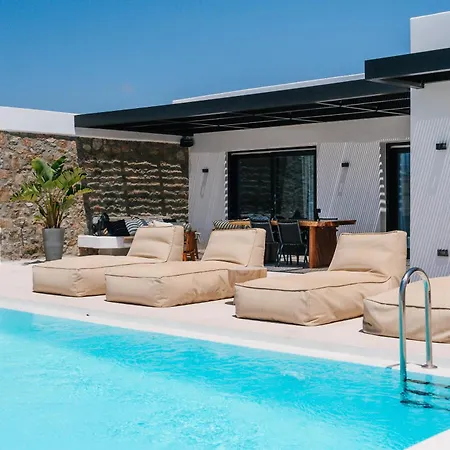 别墅 Mykonos Villa, Luxe Escape With Private Pool 克洛瓦斯