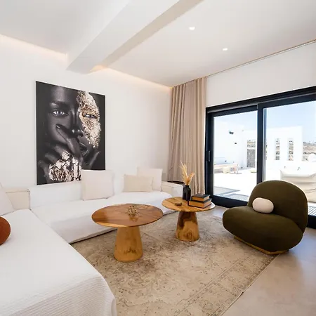 וילה Mykonos Villa, Luxe Escape With Private Pool Klouvas